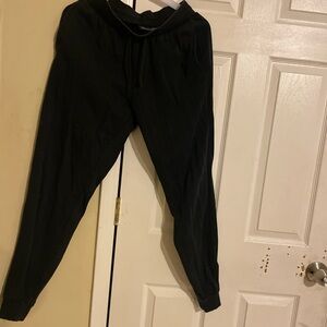 Under Armour Men's Medium Black Sweatpants